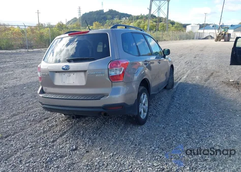 2014 Subaru Forester 2.5I Premium z USA, uszkodzony, nr VIN JF2SJAEC3EH425690